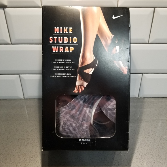 nike studio wrap 3 in 1